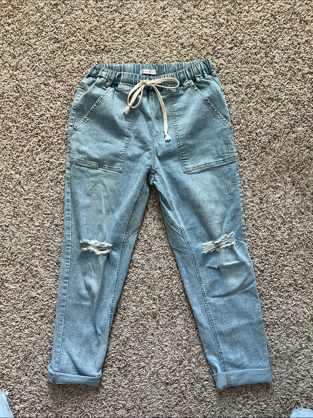 Women’s joggers style Jean